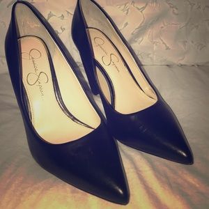 Jessica Simpson Women Black shoes, formal and elegant, size 8 high heels